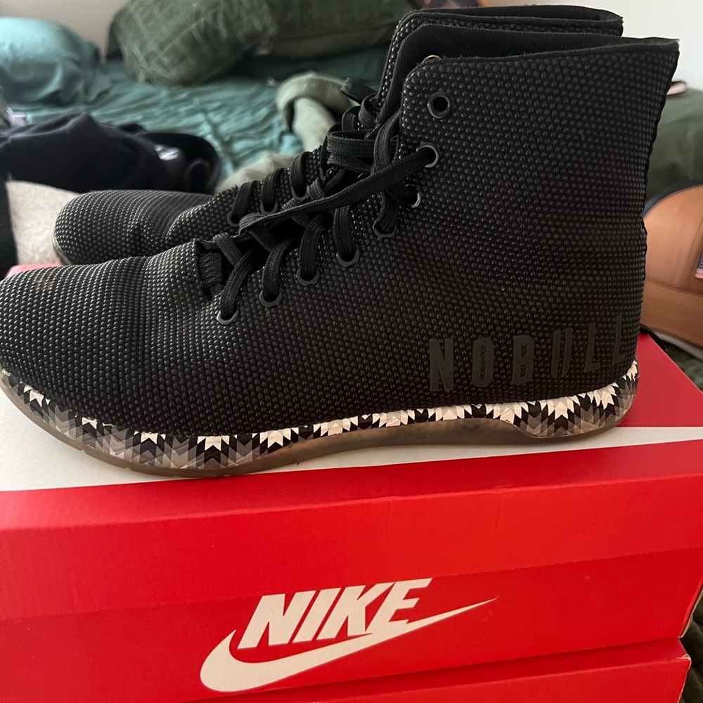 NOBULL Men's Black High-Top Training Sneakers with Patterned Sole
